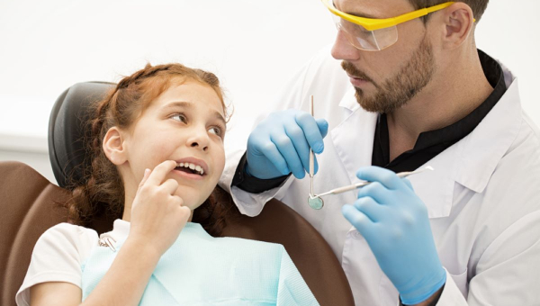 league-city-dental-emergency-child_thumbnail