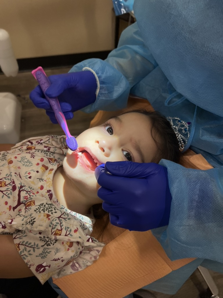 BCDBA32D-055B-48D1-B292-2EFE5F93B982_1_105_c