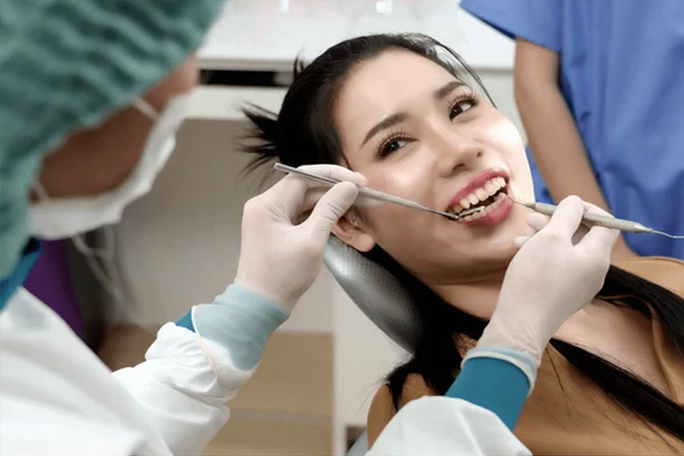 Scaling-and-Root-Planing-Deep-Cleaning